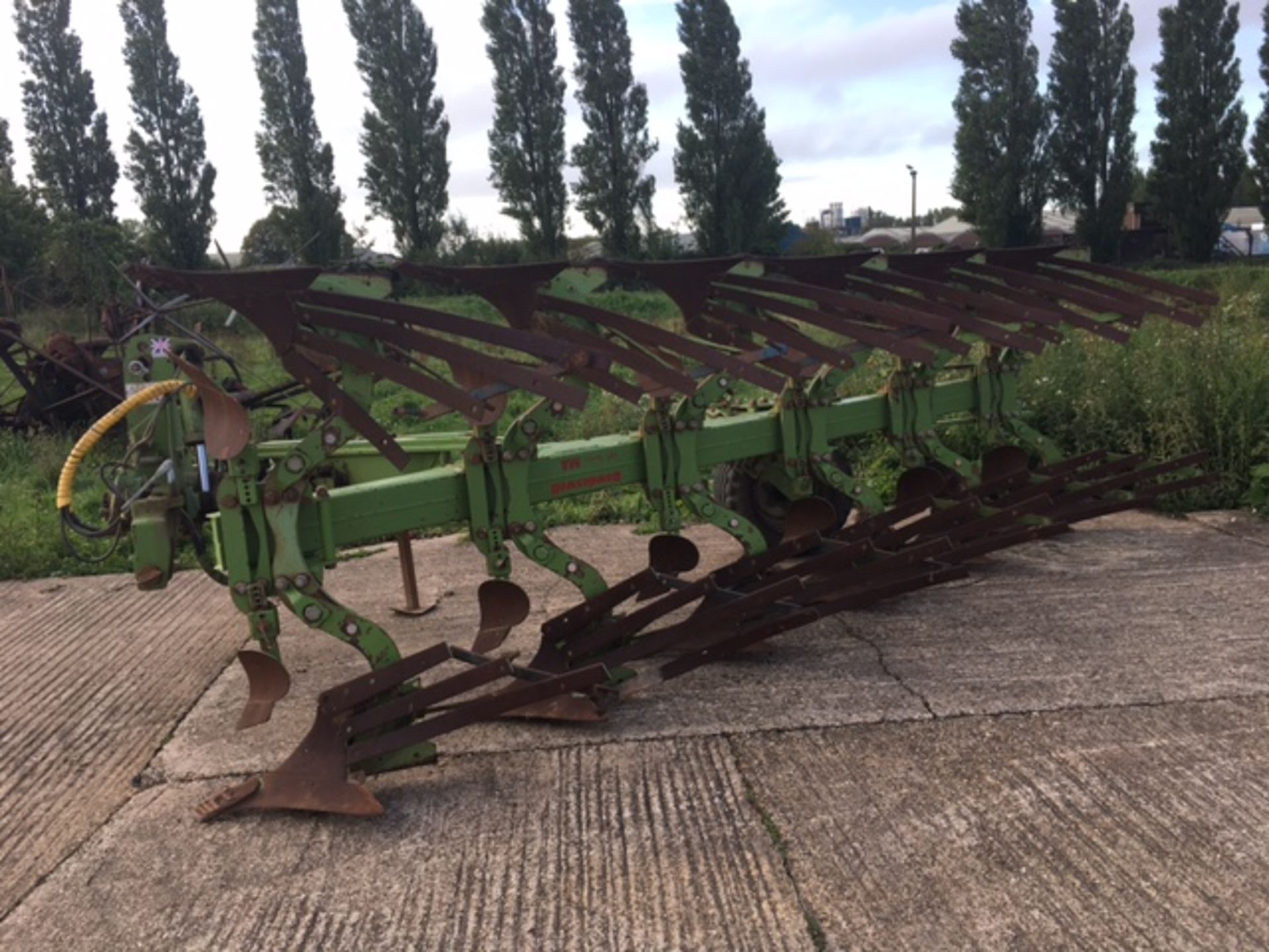 2012 Dowdeswell MA145 6 Furrow Plough,