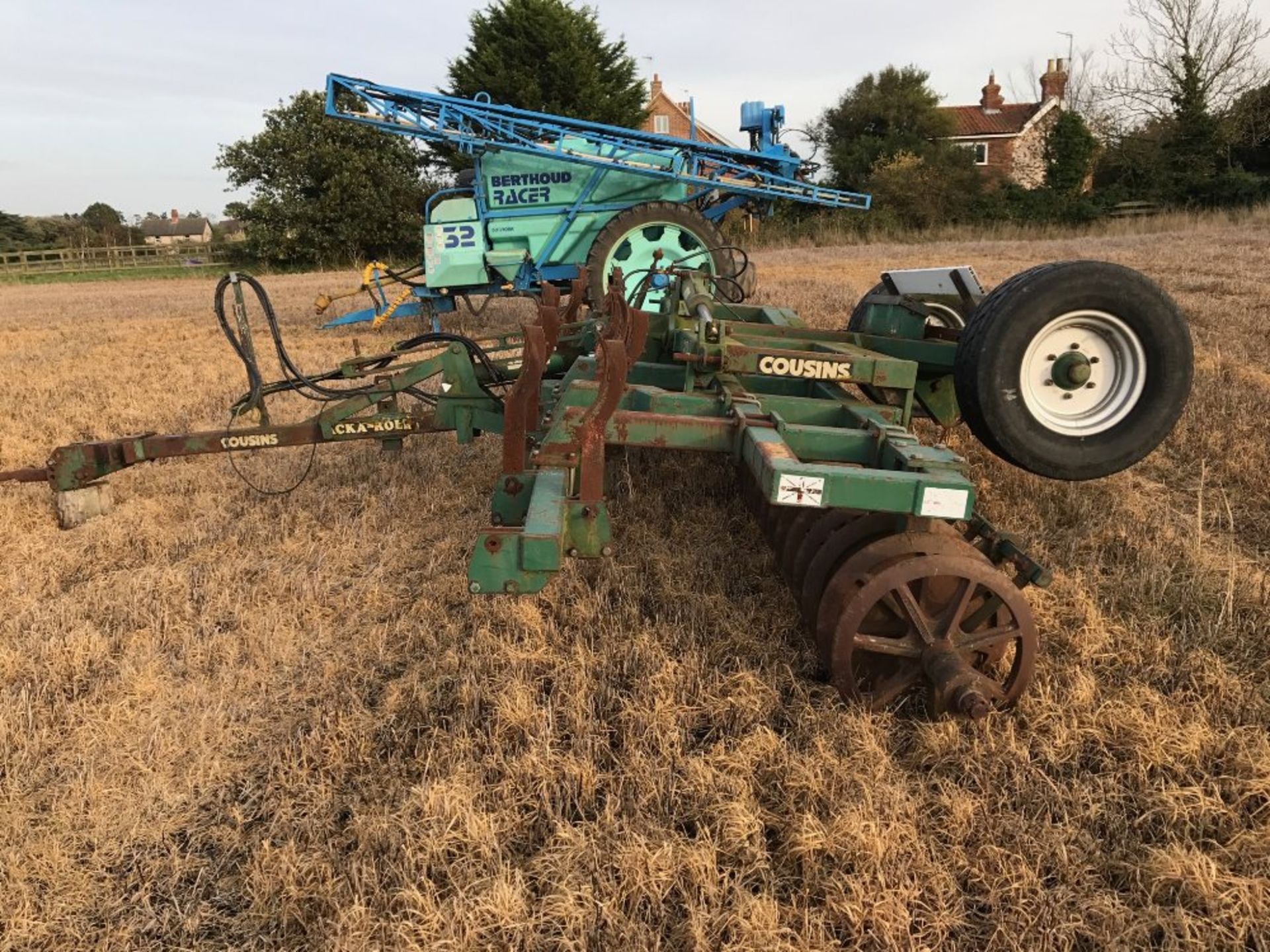 Cousins Packa Roller, Hydraulic Folding, Legs & Packer Roll, - Image 2 of 4