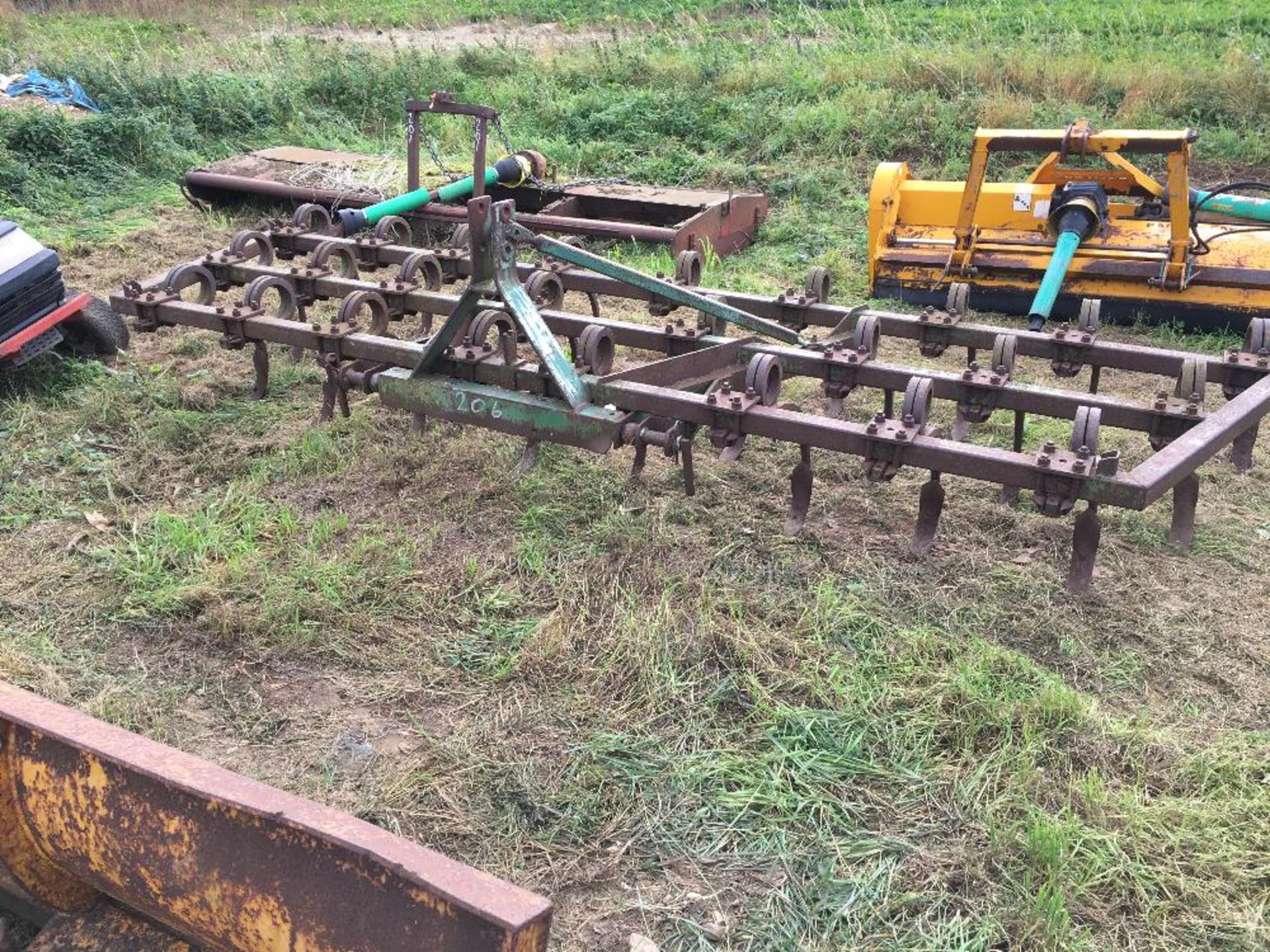 Pigtail Cultivator