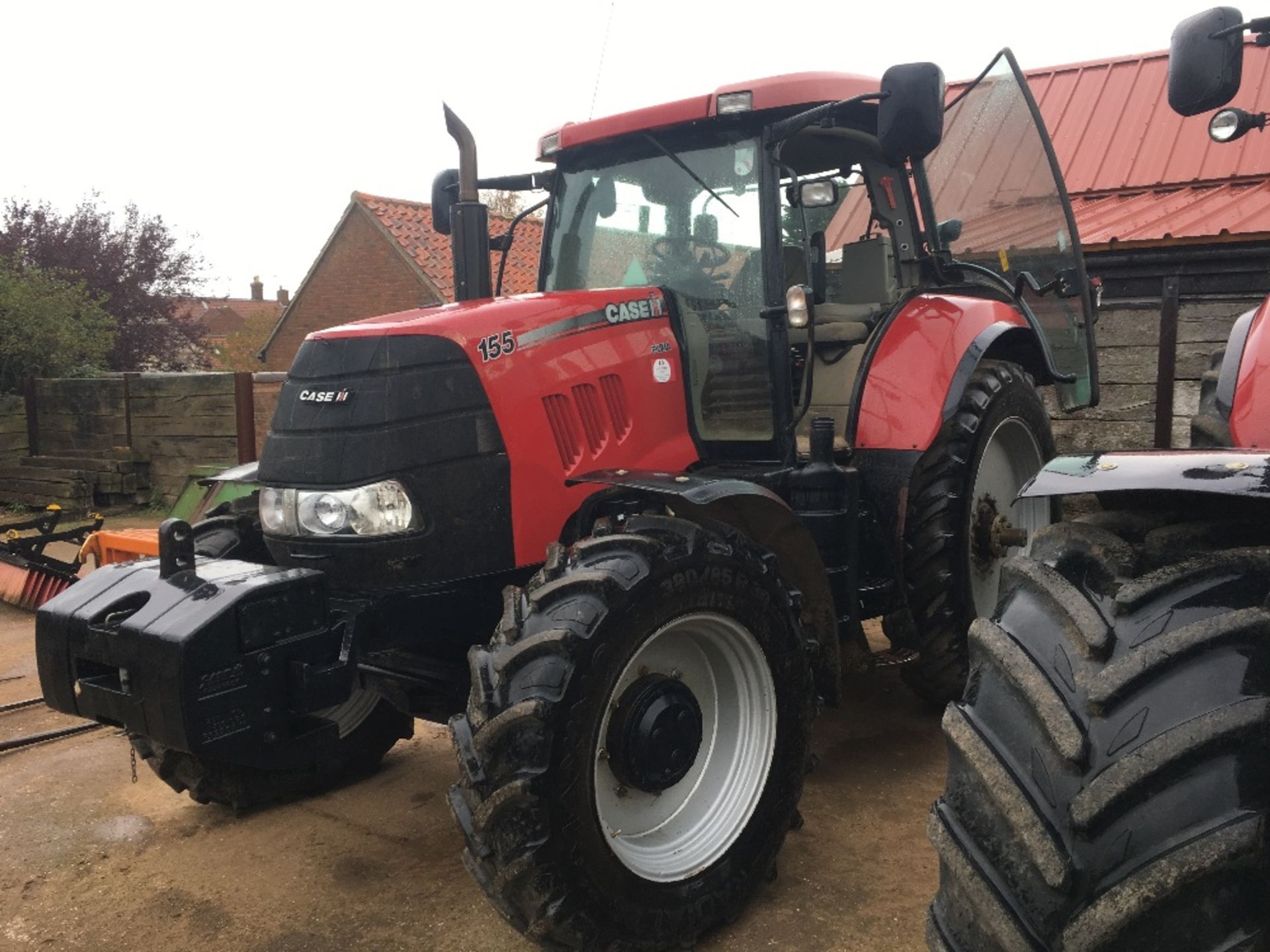 2011 Case 155 Puma, 3943hrs, Front Tyres; Maximo 380/85/R30, Rear Tyres; Alliance 14. - Image 3 of 14
