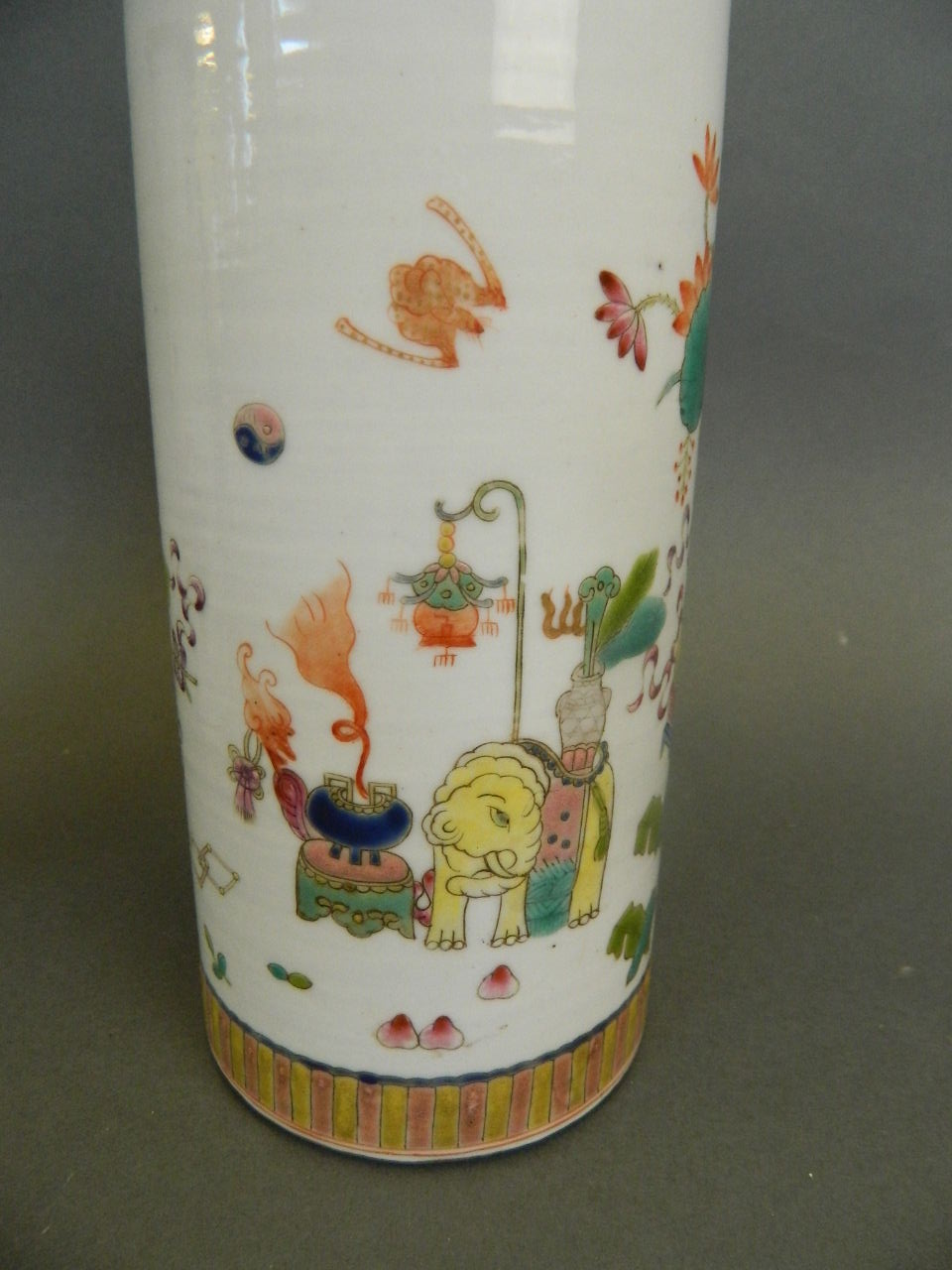 A pair of Chinese porcelain cylinder vases with enamel decoration of objects of virtue, seal mark to - Image 3 of 7
