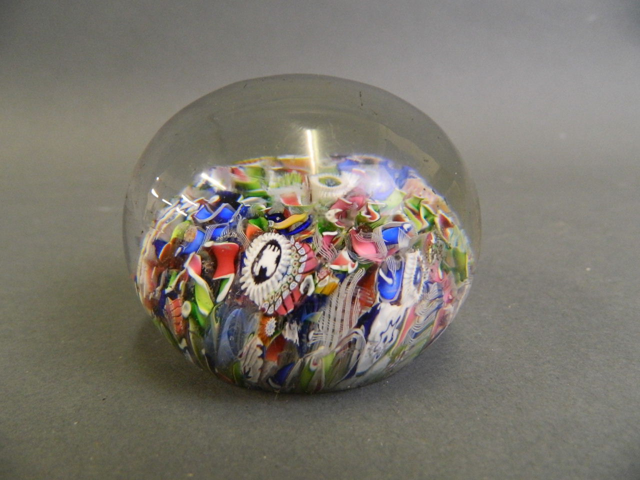 A fine Millefiori glass paperweight with multiple rods and leaves, possibly Baccarat, 2½" diameter - Image 3 of 7