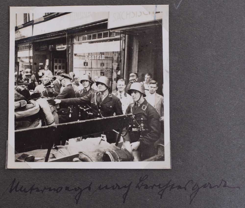 Historic Original Photograph Album Belonging to Eva Braun - Image 7 of 28