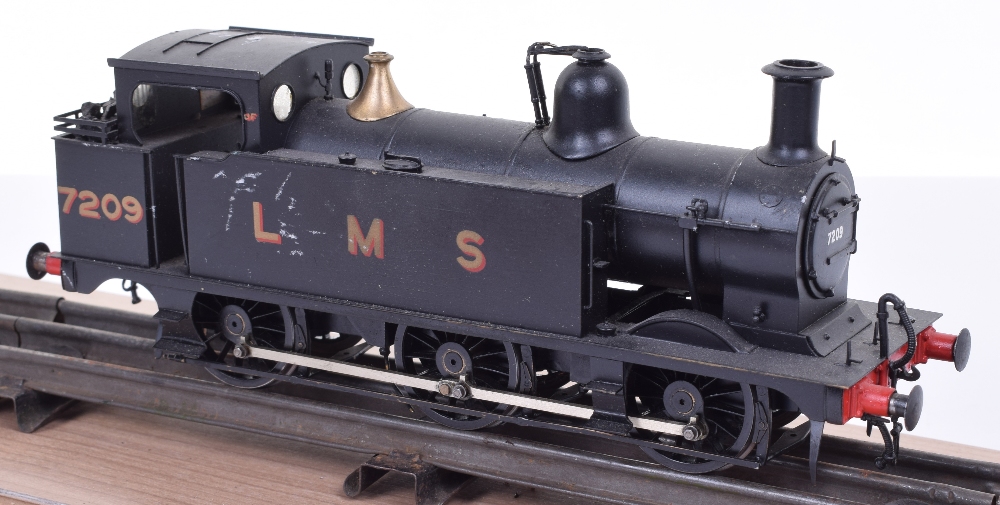 Scratch/kit built two 0 gauge 0-6-0 tank engines, two-rail electric, brass LMS tank engine No.7209 - Image 3 of 6