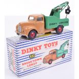 Dinky Toys 430 Comer Breakdown Lorry, tan cab, with windows mid green back, red wheel hubs,in very