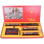 Tri-ang boxed RS.3 Pullman train set with smoke, set with R.259 4-6-2 Britannia locomotive and