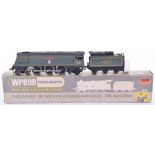 Wrenn OO Gauge W2265 ‘Winston Churchill Locomotive and Tender, in BR green-4-6-2 No. 34051,in near