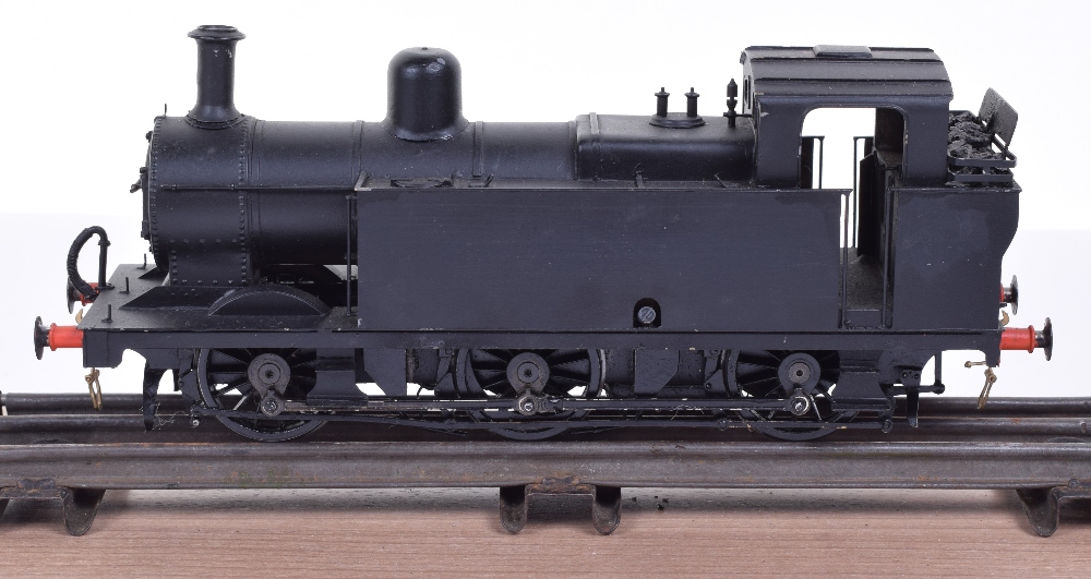 Scratch/kit built two 0 gauge 0-6-0 tank engines, two-rail electric, brass LMS tank engine No.7209 - Image 4 of 6