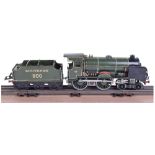 Hornby Series 20 volt electric No.4 Schools class 4-4-0 Eton locomotive and tender, Southern 900