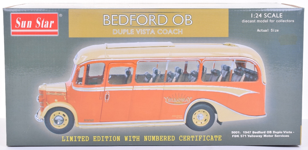 Sun Star 5001 Bedford OB Duple Vista Coach,FDK 571 Yelloway Motor Services -1:24 Scale, in near mint