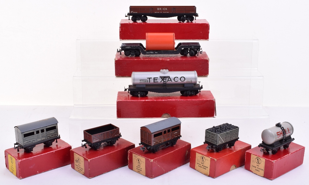 Hornby Railways 00 Gauge locomotives, coaches and rolling stock - Image 2 of 2