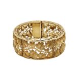 Bracelet in yellow gold MATERIAL: yellow gold DESCRIPTION: semi-rigid bracelet made in tricot,