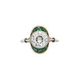 Solitaire ring in white gold, yellow gold diamond and emerald MATERIAL: white gold, yellow gold