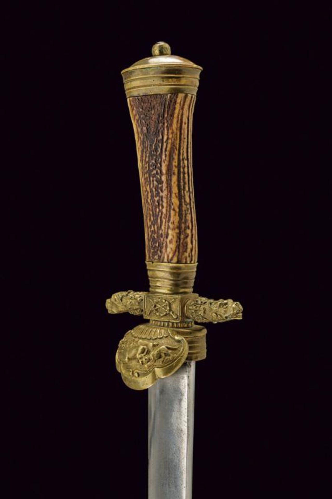 A hunting dagger - Image 2 of 5
