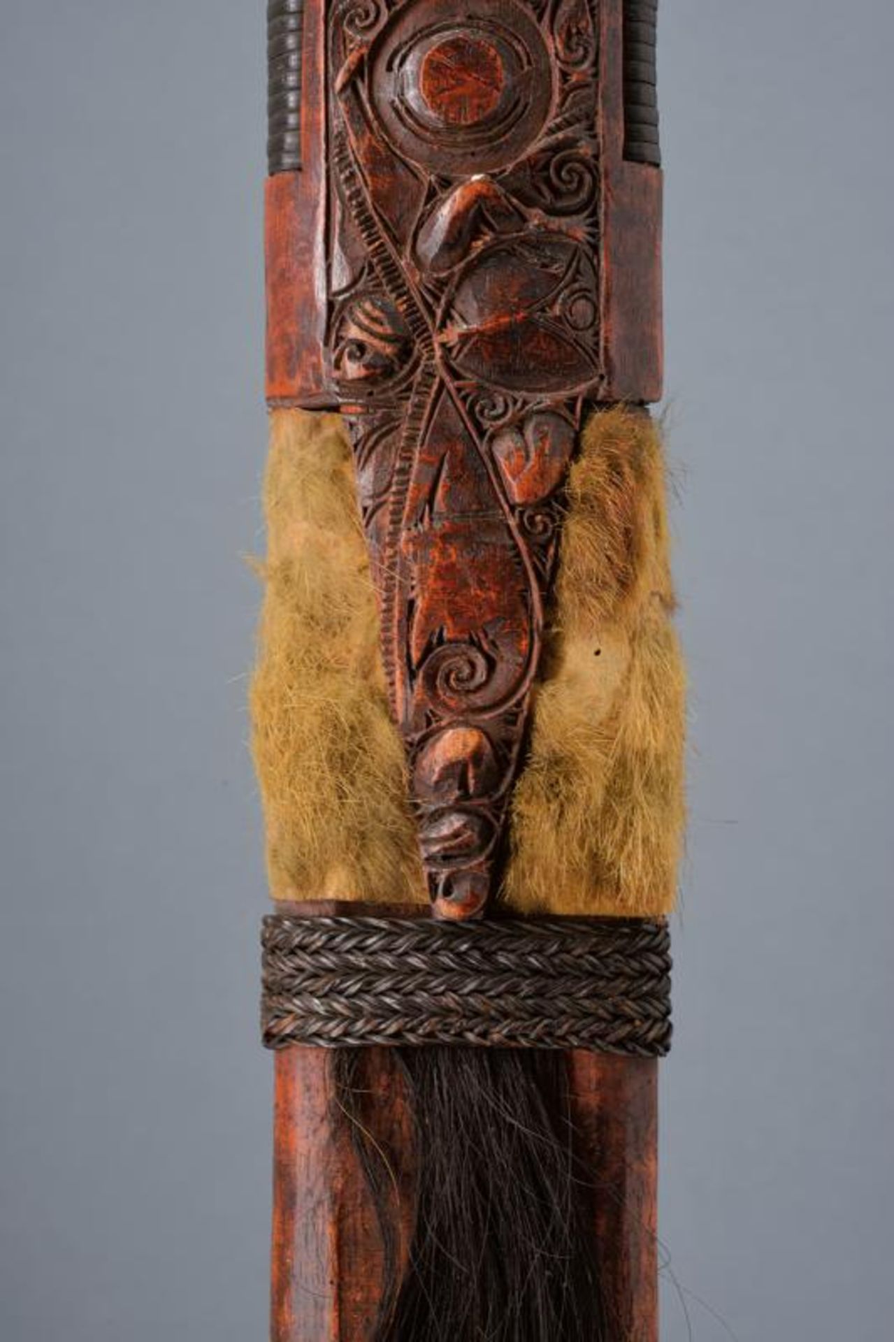 A Kayan-Dayak mandau - Image 2 of 5