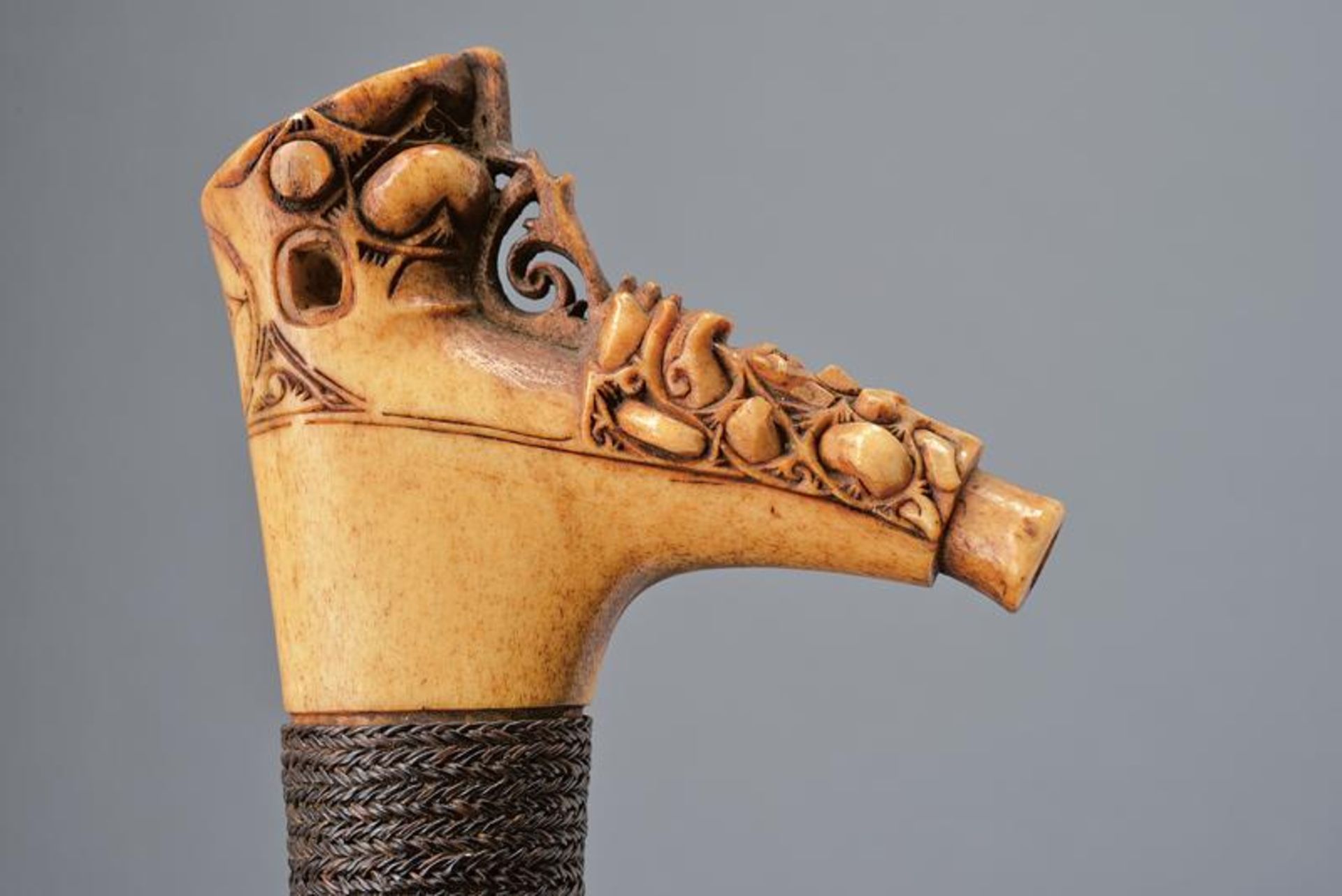 A Dayak mandau - Image 4 of 4