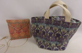 Clothing & Accessories - Liberty small cross over bag and wash bag Condition Report