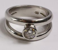 Platinum set single stone diamond split shank ring hallmarked (diamond 0.5 carat) approx 12.
