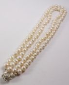 Double row South Sea pearls Condition Report <a href='//www.davidduggleby.