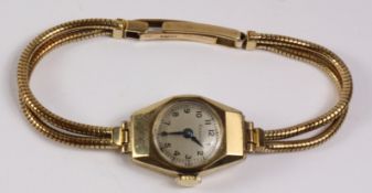 Ladies Pinnacle mid 20th century gold wristwatch hallmarked 9ct approx 15.