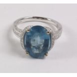 18ct white gold ring with diamond set oval aquamarine and shoulders hallmarked (aquamarine approx 4.