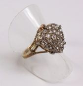 Diamond heart shaped cluster memorial ring hallmarked 18ct Condition Report <a