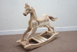 Solid teak carved rocking horse Condition Report <a href='//www.davidduggleby.