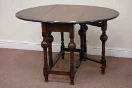 20th century oak drop leaf table, gateleg base, 92cm x 120cm,