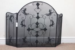 Wrought metal three panel fire/spark guard, W117cm,