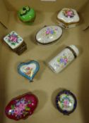 Hand painted Limoges and other trinket boxes with gilt metal mounts (8) Condition Report