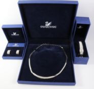 Swarovski necklace, bracelet and ear-rings set Condition Report <a href='//www.