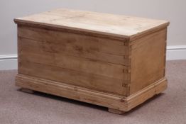 19th century pine blanket box, W92cm Condition Report <a href='//www.