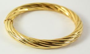 Rope twist gold hinged bangle hallmarked 9ct approx 14.