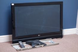 LG 42'' 42PC56 plasma television with wall bracket with remote (This item is PAT tested - 5 day
