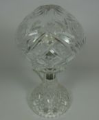 Crystal table lamp H31cm Condition Report <a href='//www.davidduggleby.