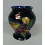 Small Moorcroft orchid pattern vase, H8cm Condition Report <a href='//www.