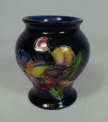 Small Moorcroft orchid pattern vase, H8cm Condition Report <a href='//www.