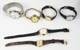 Early 20th century ladies 9ct gold wristwatch hallmarked London 1920,