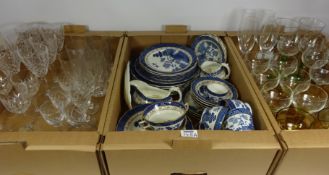 Booths 'Real Old Willow' pattern dinnerware, crystal,