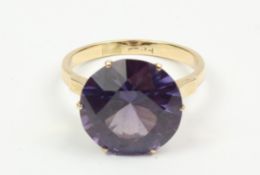 Alexandrite ring stamped 9ct Condition Report <a href='//www.davidduggleby.