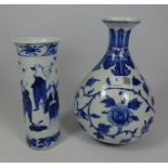 Chinese blue and white mallet shaped vase and a 19th/ early 20th Century Chinese Kangxi style