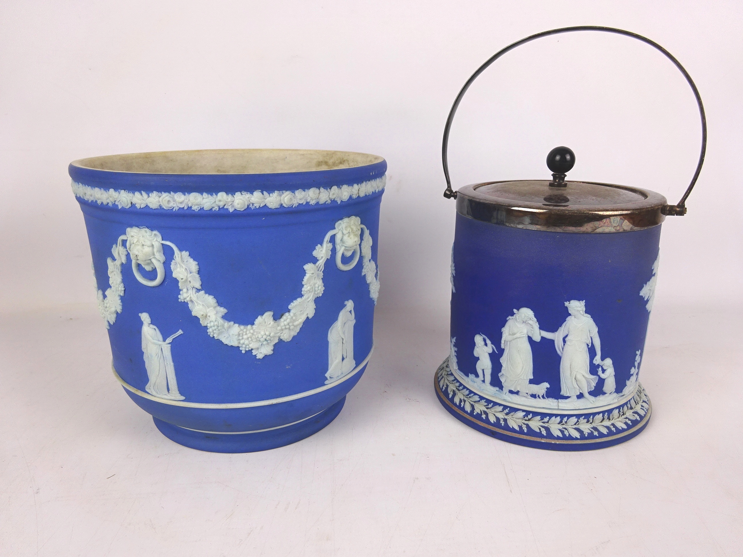 Wedgwood blue Jasper ware jardiniere & a similar biscuit barrel with EPNS cover and handle (2)