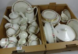 Paragon ' Belinda' pattern tea, coffee and dinnerware,