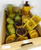 Beswick coffee service for four and Paisley 'Sierra' coffeeware in one box Condition