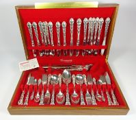 Canteen of Oneida community 'Mansion House' pattern silver plated cutlery,