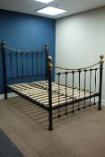 Victorian style 4' 6'' double bedstead Condition Report <a href='//www.