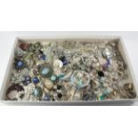 Costume jewellery in one box Condition Report <a href='//www.davidduggleby.