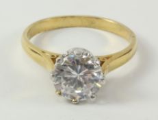 Single stone cubic zirconia silver-gilt ring stamped 925 Condition Report <a