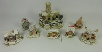 Seven Lilliput lane Christmas collection cottages,