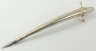 Hallmarked silver dip pen by JCM London 1994 cased Condition Report <a